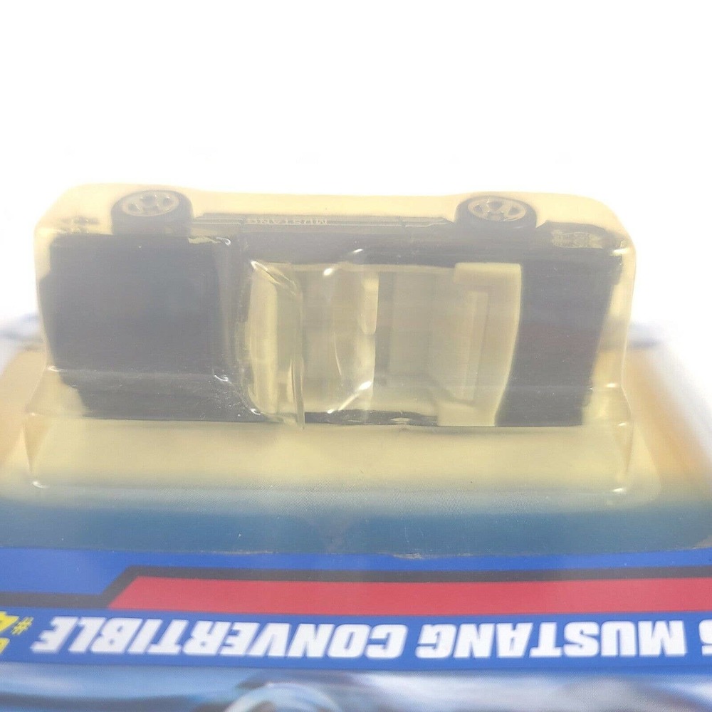 Hot Wheels #455 Dark Blue '65 Mustang Convertible 1:64 1998 - Picture 8 of 11